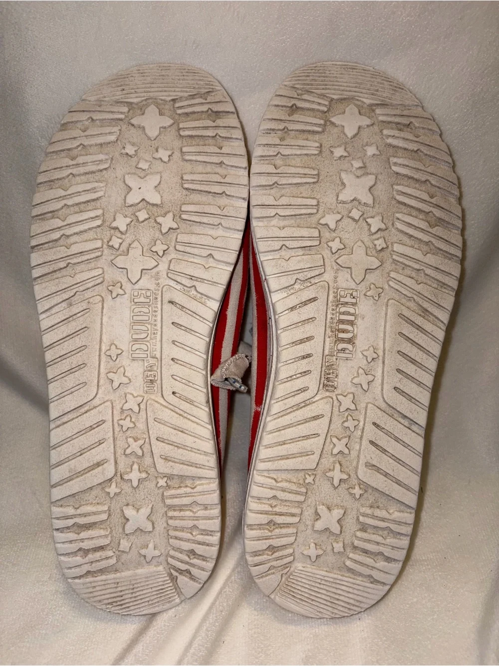 Hey Dude Kids Slip-On Shoes in Blue & Red Star-Spangled Print men size 7/women 9